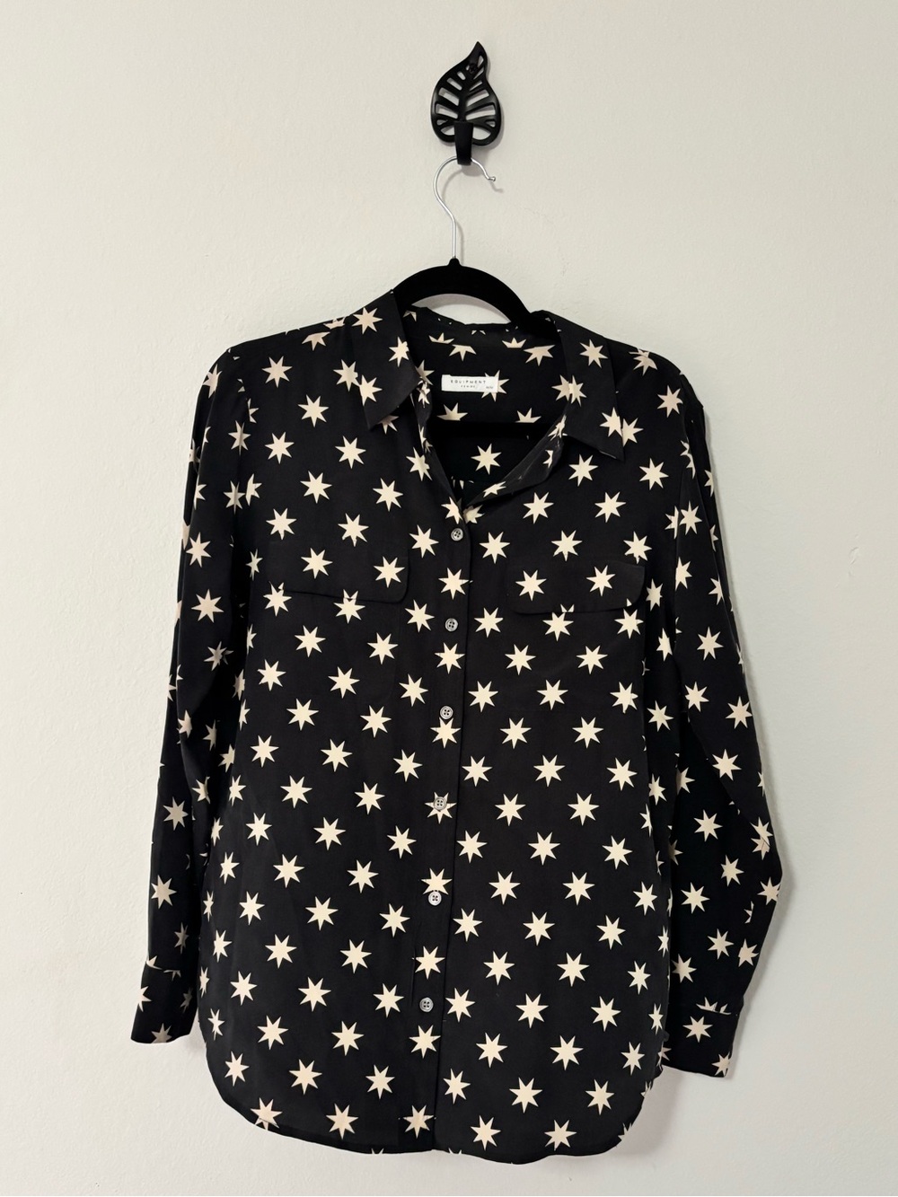 Equipment Femme Silk Star Print Shirt 🖤⭐️